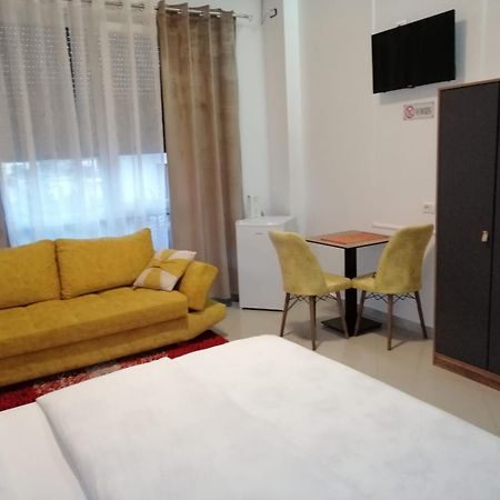 Isabel Rooms Tirana Cameră foto