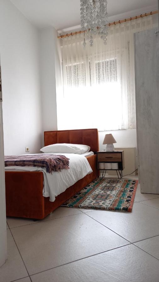 Isabel Rooms Tirana Cameră foto